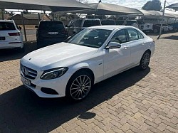 2015 Mercedez benz C63. Cash price:R170,000.Also available on Re t To Own